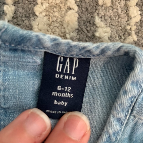 Baby Gap 6-12 month denim outfit baby girl 4th of July summer blue shorts & tank - Picture 5 of 5